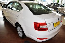 2015款斯柯达明锐1.4T