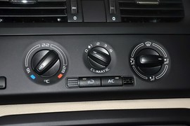 2014款斯柯达晶锐1.4L手自一体晶灵版