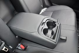 2014款丰田卡罗拉1.6L
