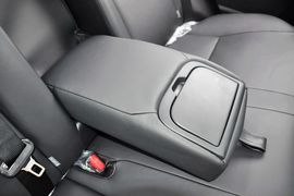 2014款丰田卡罗拉1.6L