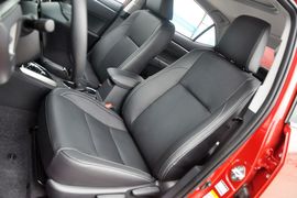 2014款丰田卡罗拉1.6L