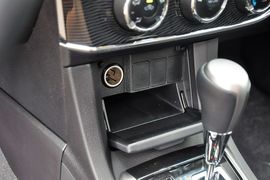 2014款丰田卡罗拉1.6L