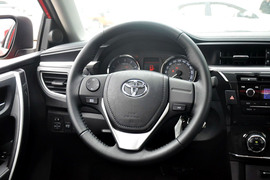 2014款丰田卡罗拉1.6L