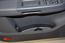 2013款大众途安1.4T自动舒适版5座