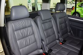 2013款大众途安1.4T自动舒适版5座