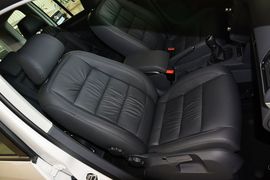 2013款大众途安1.4T自动舒适版5座