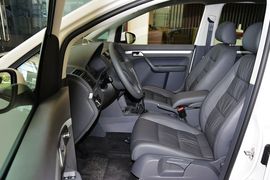 2013款大众途安1.4T自动舒适版5座
