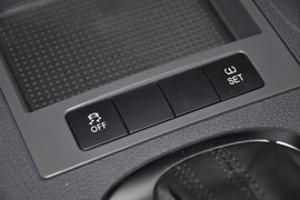 2013款大众途安1.4T自动舒适版5座