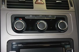 2013款大众途安1.4T自动舒适版5座