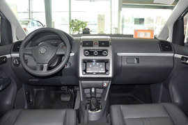 2013款大众途安1.4T自动舒适版5座