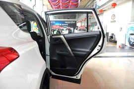 2013款丰田RAV4