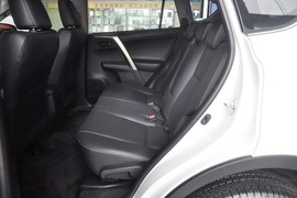 2013款丰田RAV4