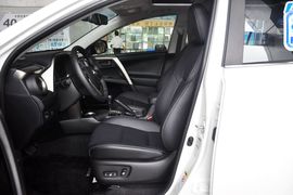 2013款丰田RAV4