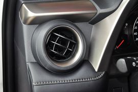 2013款丰田RAV4