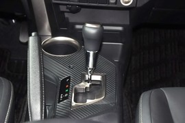 2013款丰田RAV4