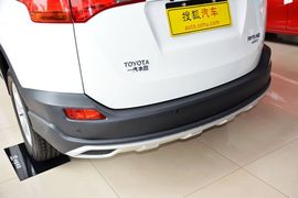2013款丰田RAV4