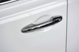 2013款丰田RAV4