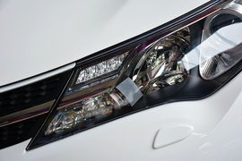 2013款丰田RAV4