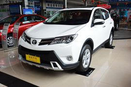 2013款丰田RAV4