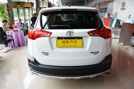 2013款丰田RAV4