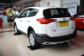 2013款丰田RAV4