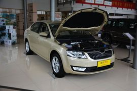 2015款斯柯达明锐1.6L自动逸杰版