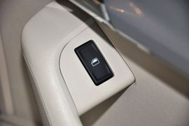 2015款斯柯达明锐1.6L自动逸杰版