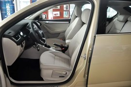 2015款斯柯达明锐1.6L自动逸杰版