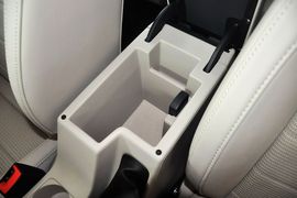 2015款斯柯达明锐1.6L自动逸杰版