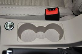 2015款斯柯达明锐1.6L自动逸杰版