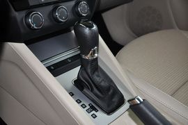 2015款斯柯达明锐1.6L自动逸杰版