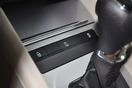 2015款斯柯达明锐1.6L自动逸杰版