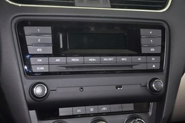 2015款斯柯达明锐1.6L自动逸杰版