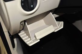 2015款斯柯达明锐1.6L自动逸杰版