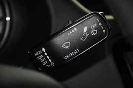 2015款斯柯达明锐1.6L自动逸杰版