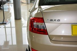 2015款斯柯达明锐1.6L自动逸杰版