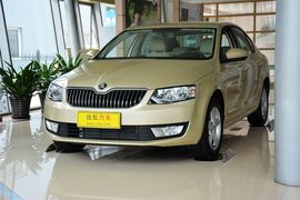 2015款斯柯达明锐1.6L自动逸杰版