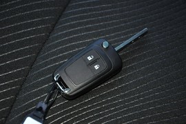2014款别克昂科拉1.4T自动两驱都市精英型