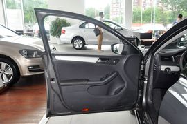 2014款大众速腾1.6L手动舒适型