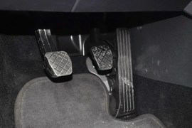 2014款大众速腾1.6L手动舒适型