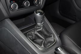 2014款大众速腾1.6L手动舒适型
