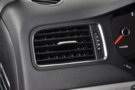 2014款大众速腾1.6L手动舒适型