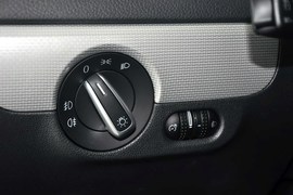 2014款大众速腾1.6L手动舒适型