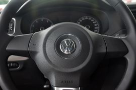 2014款大众速腾1.6L手动舒适型