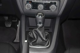 2014款大众速腾1.6L手动舒适型