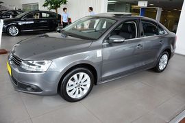 2014款大众速腾1.6L手动舒适型