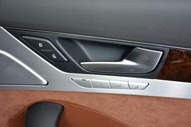 2014款奥迪A8L