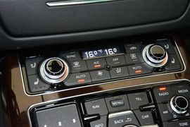 2014款奥迪A8L
