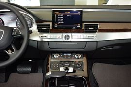 2014款奥迪A8L