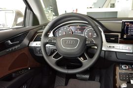 2014款奥迪A8L